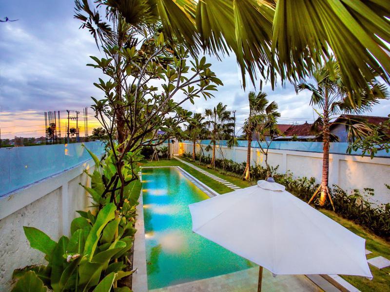 Shakti Villa Seminyak (Bali)